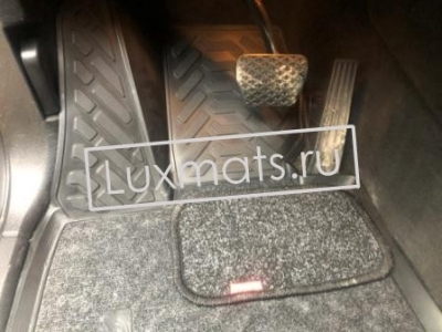 Автомобильные коврики в салон для BMW X6 (БМВ Х6) (E70) (2007-2015) 3D с ковролином